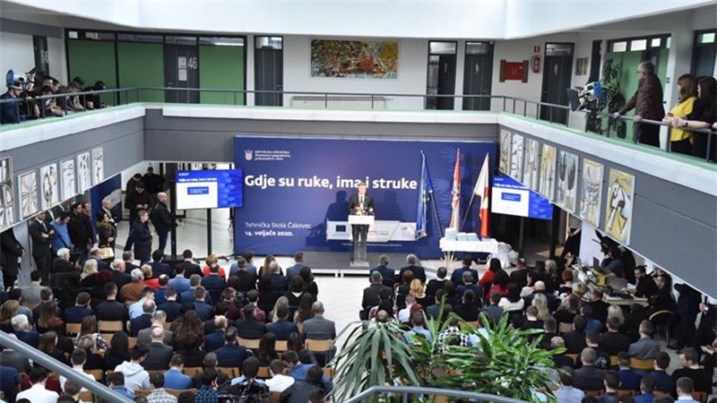 Ulaganje u mlade i kvalitetno obrazovanje podloga je za sve poslovne i razvojne procese
